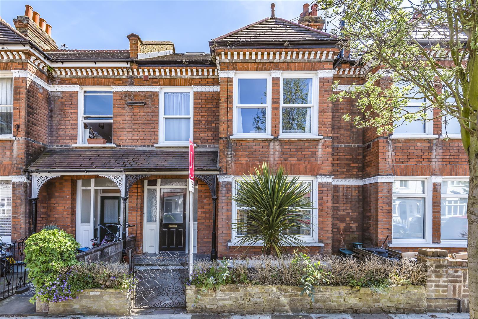 Kingsway, East Sheen, SW14 James Anderson South West London Estate